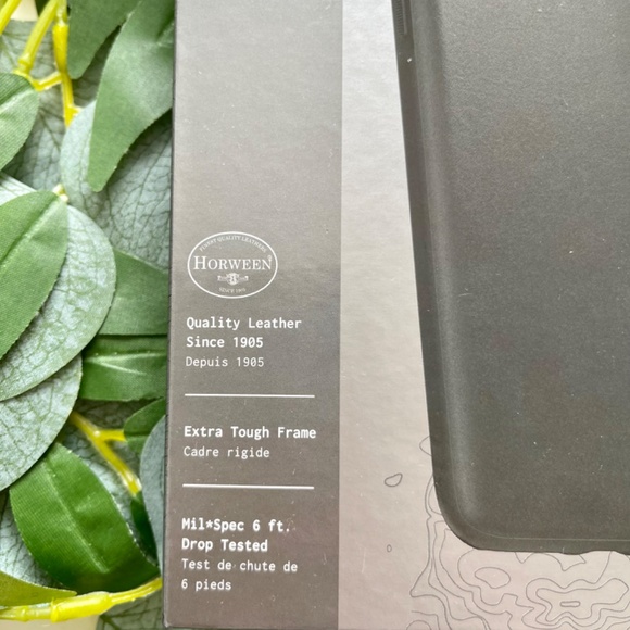 Nomad Rugged Leather Case  iPhone 11 Pro Max - Picture 9 of 10